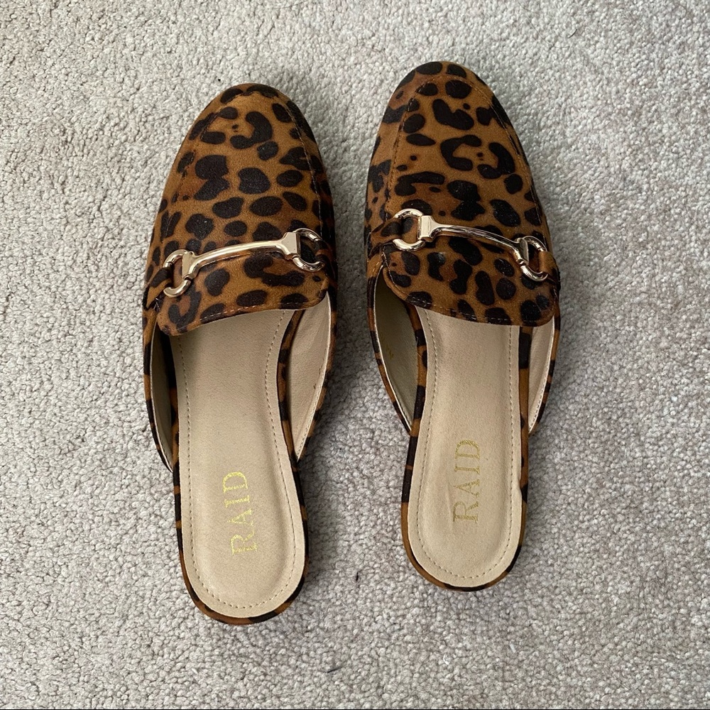 Leopard print slide loafer